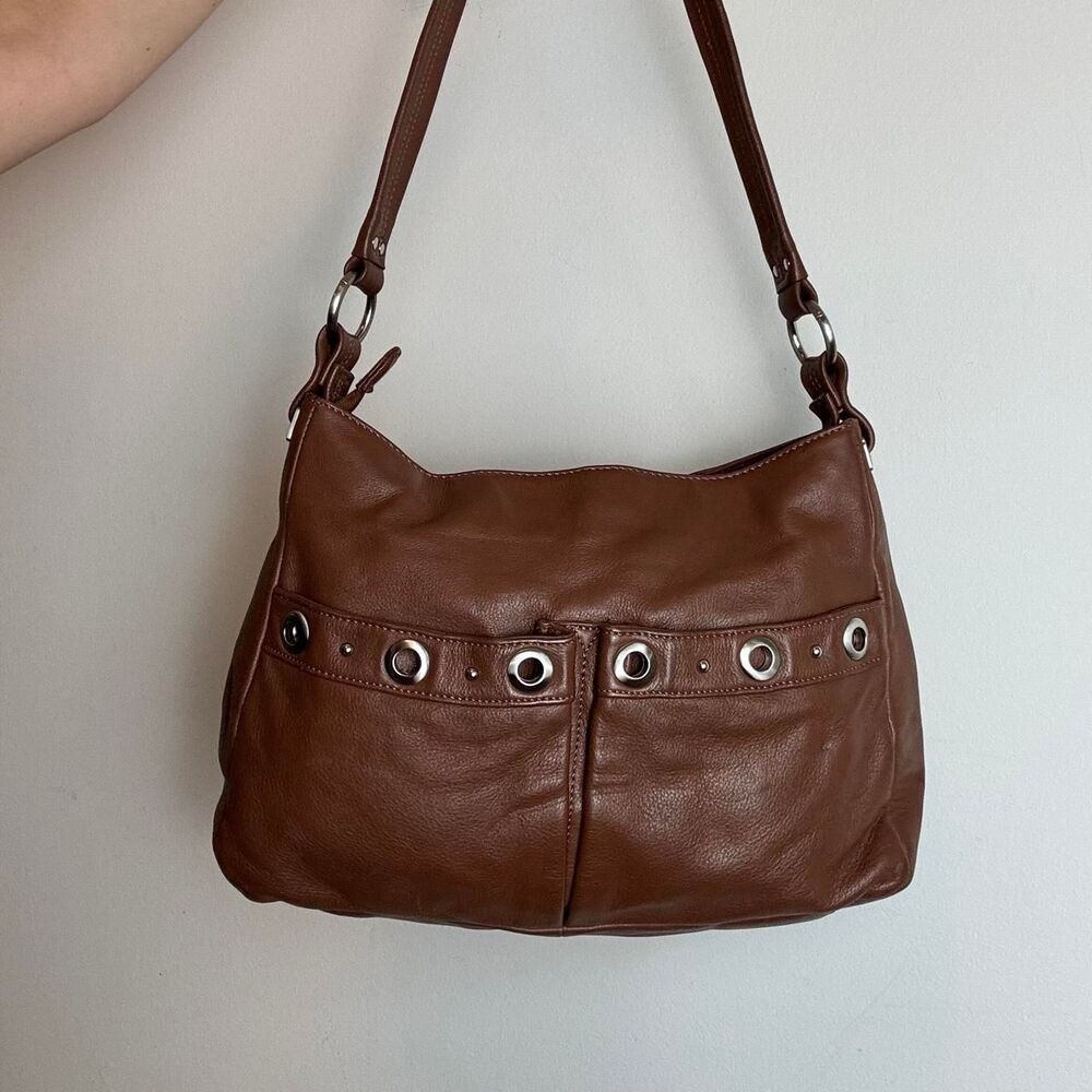 Stone Mountain vintage y2k leather shoulder bag with silver grommets